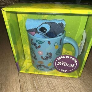 Boxed Gift Set Disney Stitch Socks In A Mug 18 oz‎ & Blue Stitch Crew Socks NEW